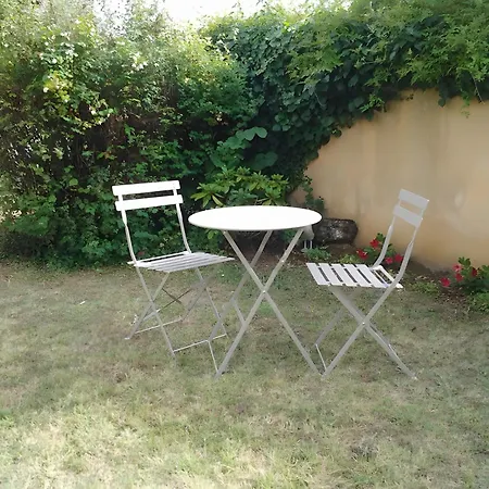 Vakantiehuis Maisonnette Plaisance Savigne-l'Eveque